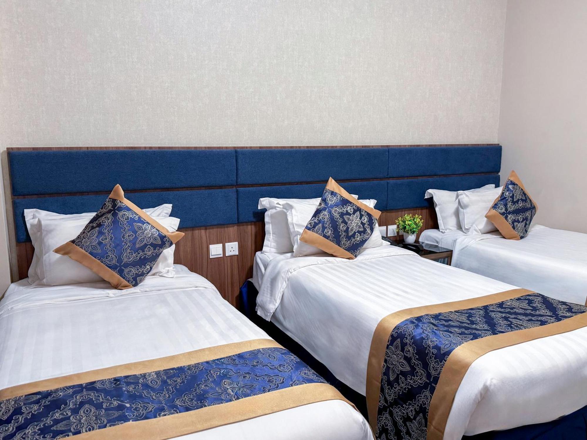 Rabwat Al Safwah Golden Hotel 麦地那 外观 照片