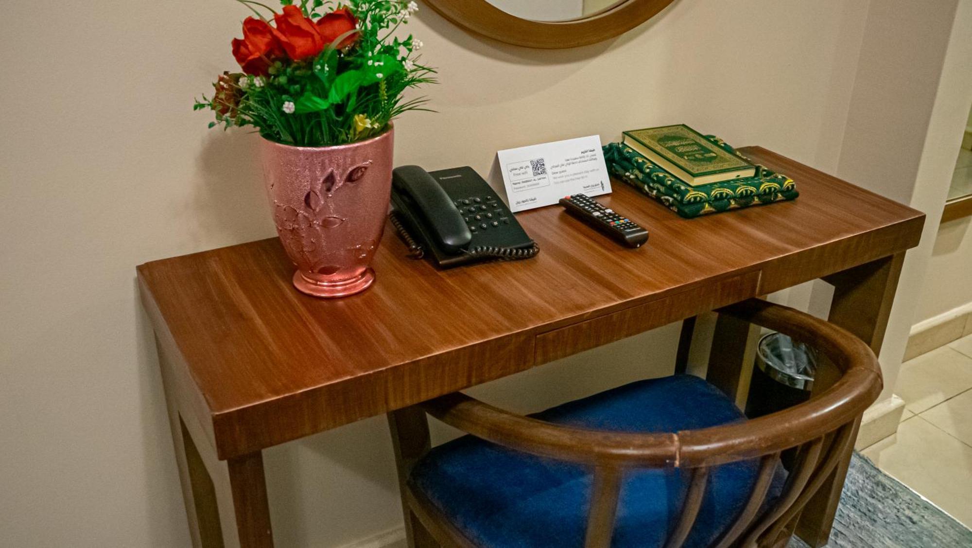 Rabwat Al Safwah Golden Hotel 麦地那 外观 照片