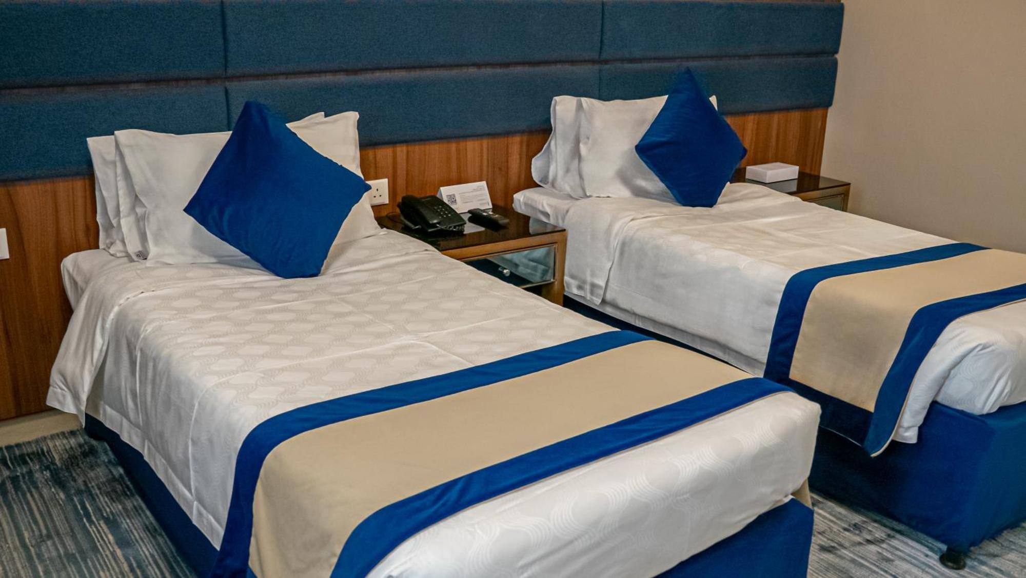 Rabwat Al Safwah Golden Hotel 麦地那 外观 照片